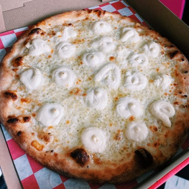 White Pie Republic Pizza (8" Small).